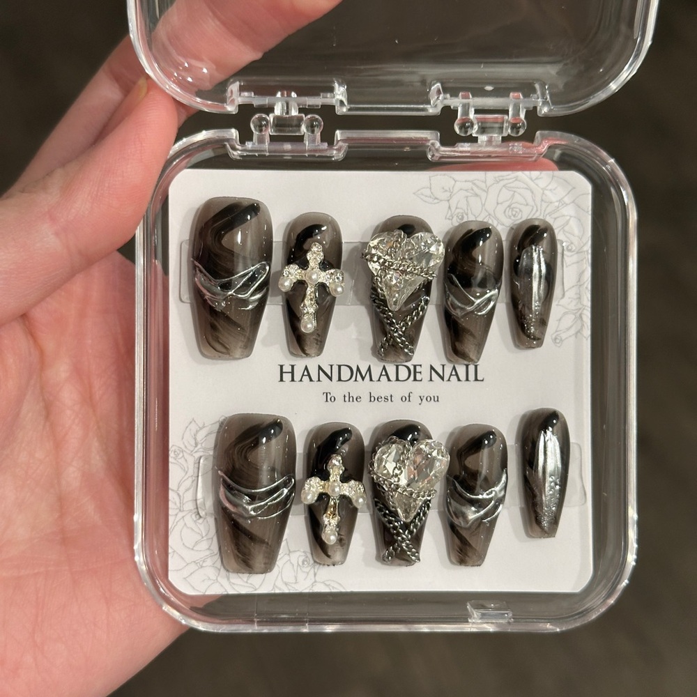 Press on Nail
